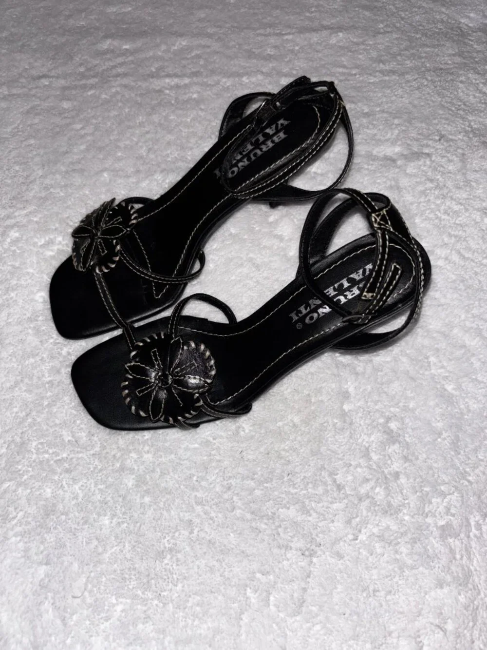 Bruno Valenti Women’s Black Ankle Strap Dress Sandals Floral | Size US 7.5
